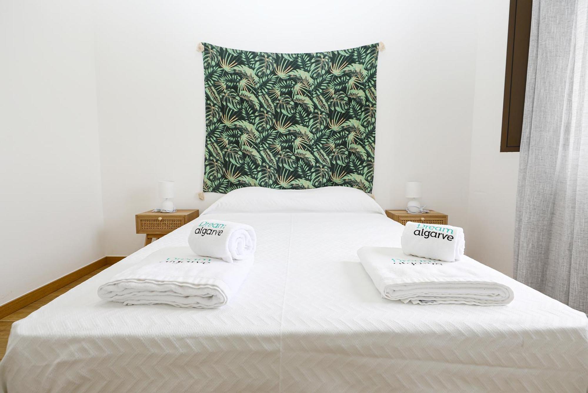 B87 - Windmill 2 Bed In * Odiaxere