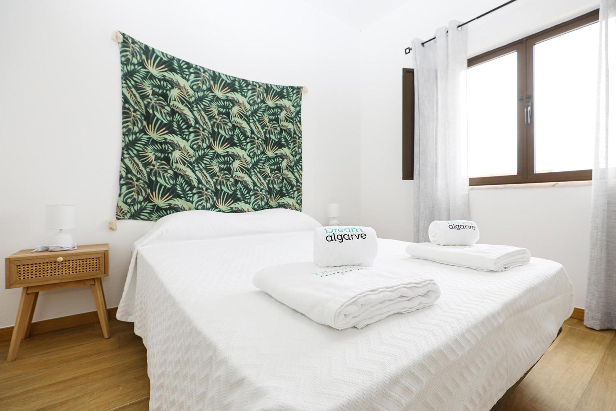 Apartment B87 - Windmill 2 Bed In